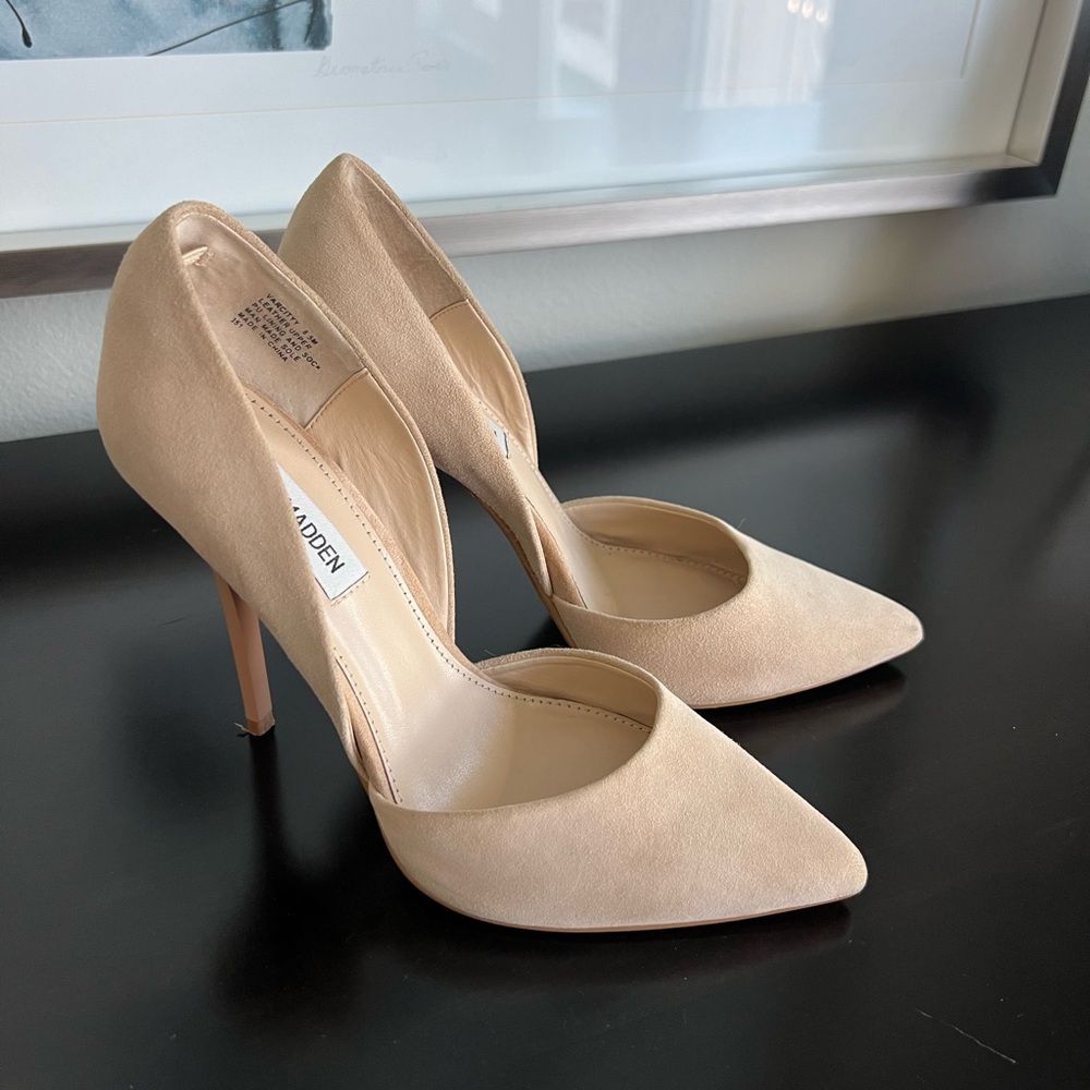 Steve Madden Sexy Suede Pump, Khaki Tan, Size 8.5M